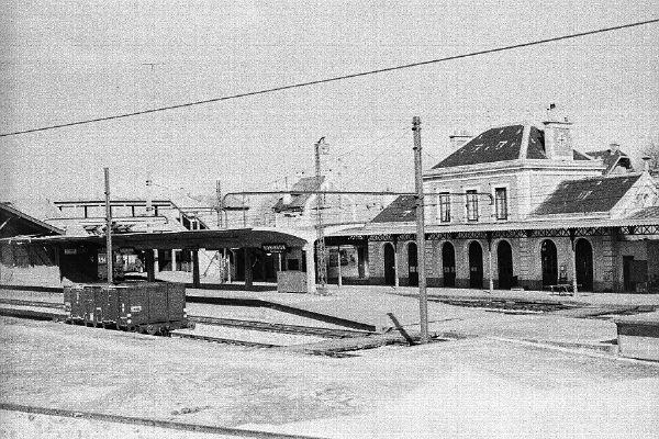 [Robinson, freight]