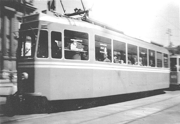 [Newer Zurich tram]