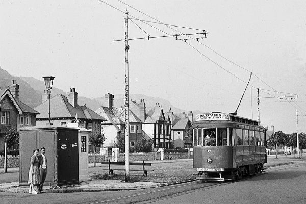 [car no. 3 at West Shore]