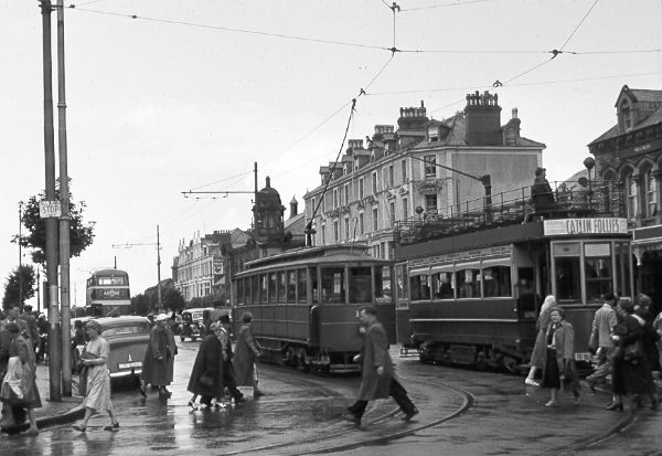 [corner Mostyn & Gloddaeth sts.]