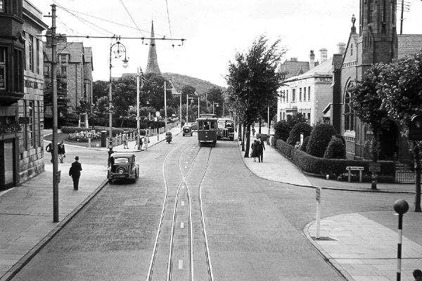 [interlaced track, Colwyn Bay]